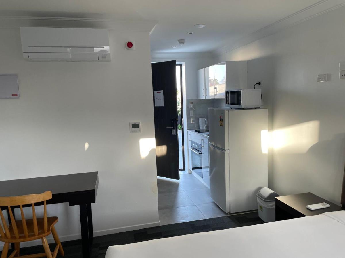 Krishna Motel - Newly Built In Papakura Auckland Exterior photo